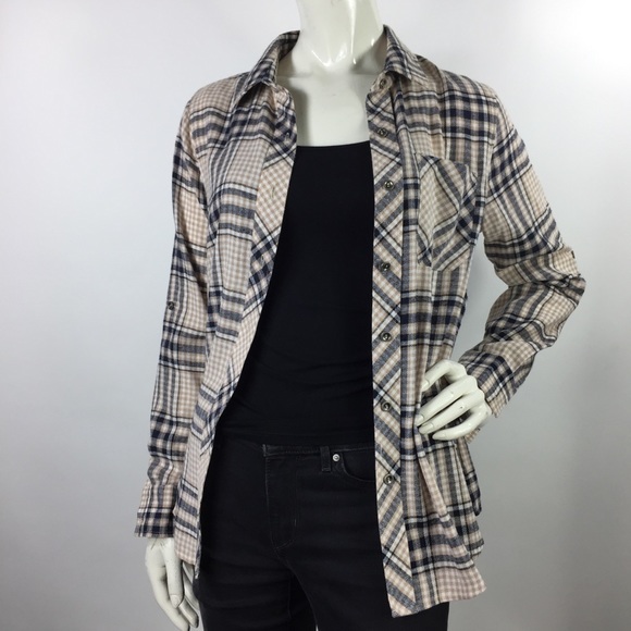 Doe & Rae Plaid Button Up Top Size S - Picture 12 of 16